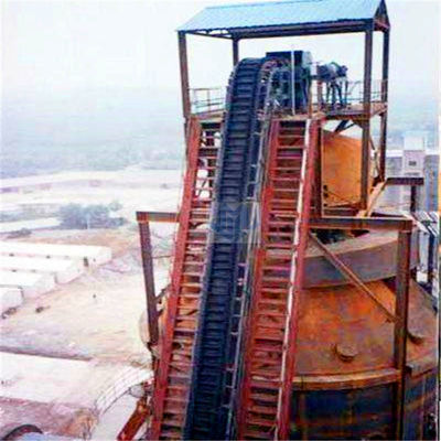 Hohe Neigung angelt den Pan Conveyor System For Bulk-Materialtransport