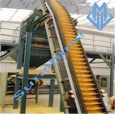Hohes Neigungswinkelwannen-Förderbandsystem für den Massenmaterialtransport